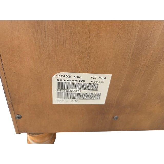 1990s Ethan Allen Hannah Bow Front Chest Knotty Pine 4 Drawer Dresser New Country For Sale In Philadelphia - Image 6 of 18