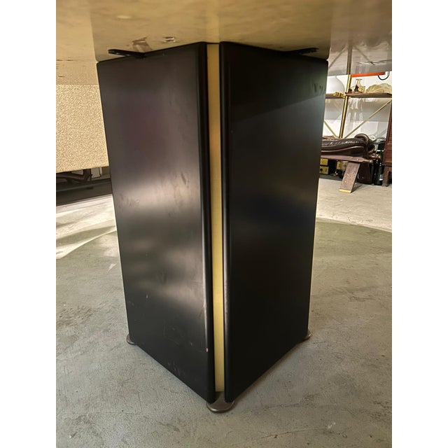 Artona Series Table in Walnut, Brass and Concrete Counterweight by Afra and Tobia Scarpa for Maxalto, 1975 For Sale - Image 11 of 18