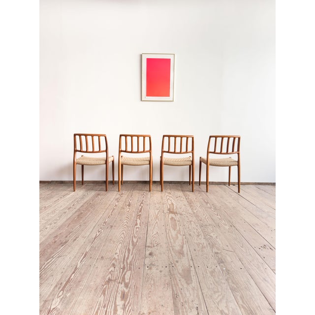Mid-Century Modern Dining Chairs in Teak by Niels O. Møller for JL Mollers Møbelfabrik, 1950, Set of 4 For Sale - Image 4 of 18