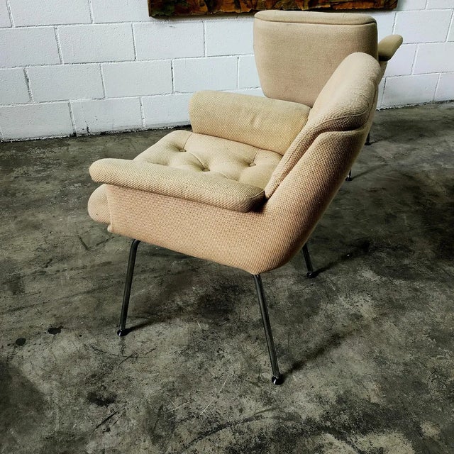 Vintage Tufted Armchair, Italy For Sale - Image 4 of 7