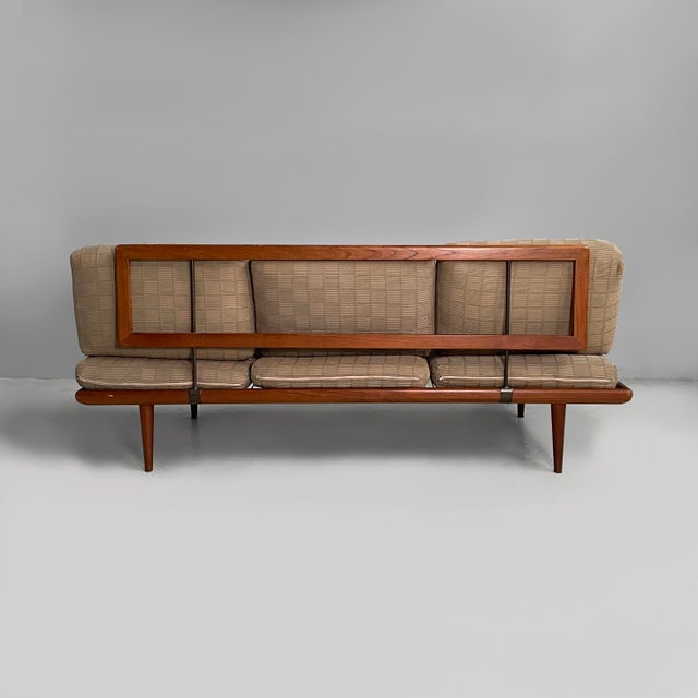 1960s Mid-Century Modern Danish Beige Fabric and Wood Sofa by Peter Hvidt for France & Daverkosen, 1960s For Sale - Image 5 of 18