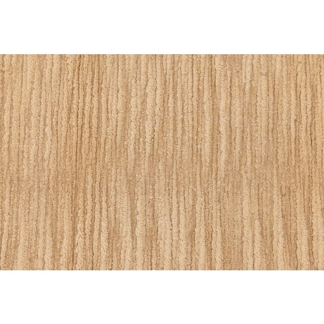 Modern Minimalist Hand-Knotted Ribbed Wool Area Rug in Warm Sand For Sale - Image 12 of 12