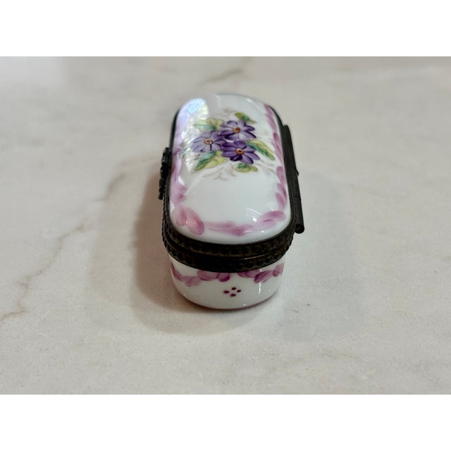 1980s Vintage Limoges Trinket Box - Hand Painted and Signed For Sale - Image 5 of 9