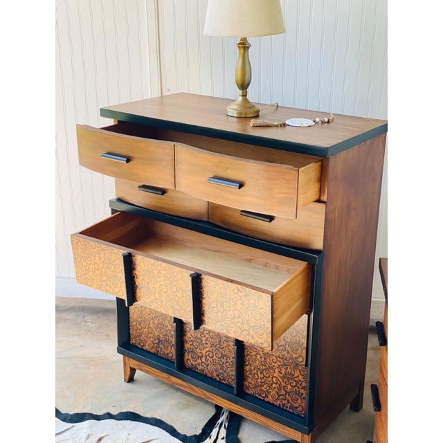 Mid-Century Modern Vaughan Bassett Walnut & Custom Oak Dresser Set For Sale - Image 6 of 7