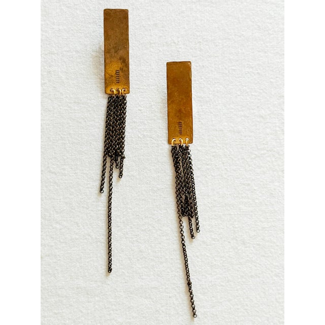 Contemporary Brutalist Style Brass and Gunmetal Chain Fringe Dangle Earrings For Sale - Image 10 of 10