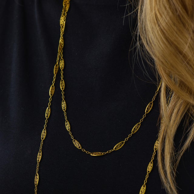 19th Century 19th Century Victorian 18k Yellow Gold Chain Necklace For Sale - Image 5 of 6