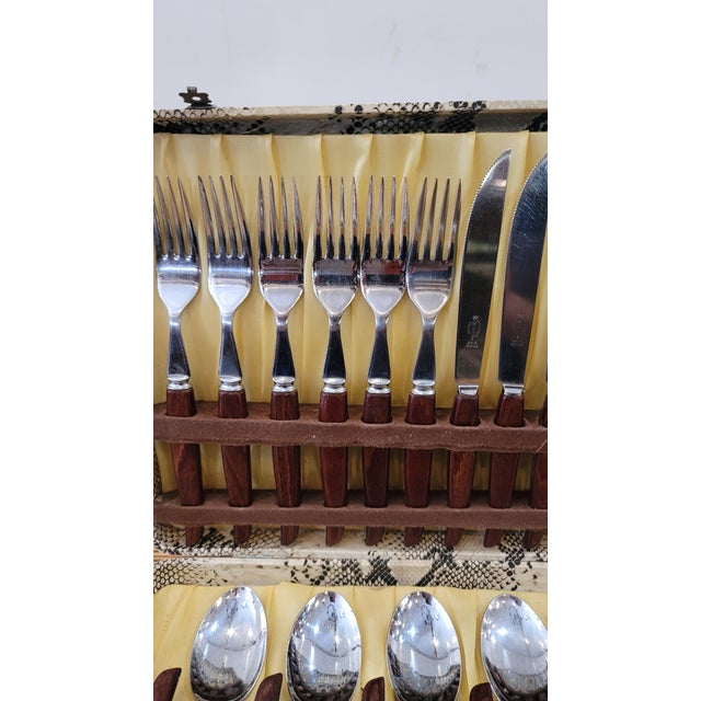 Mid-Century Modern Vintage Set of 6 Settings Kris Sheffield Flatware Staybrite With Original Box For Sale - Image 3 of 9