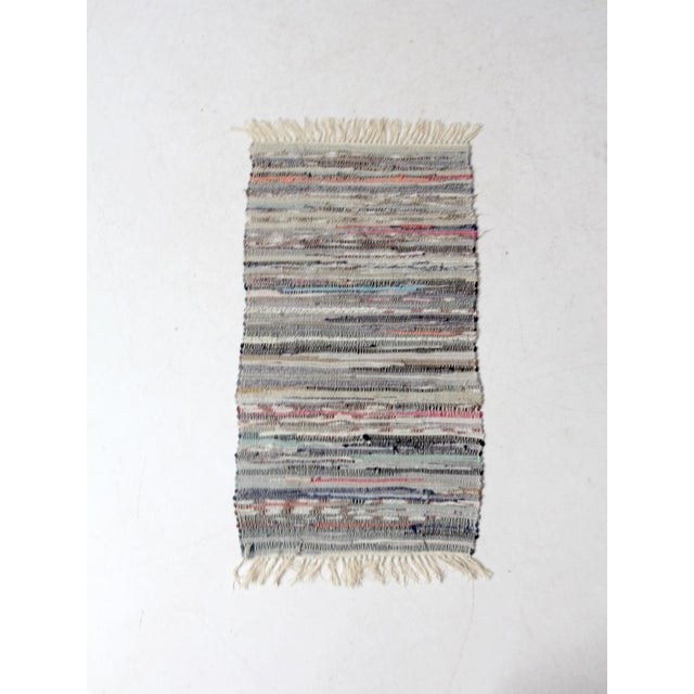 Vintage Farmhouse Rug For Sale - Image 4 of 8