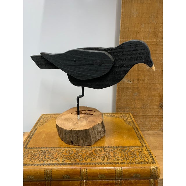 Late 20th Century Pair of Vintage John Brannon Folk Art Wooden Black Crows on Stands For Sale - Image 4 of 9