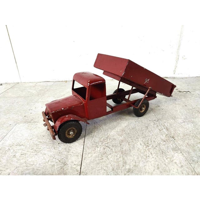 Vintage Tin Toy Car from Tri-Ang, 1950s For Sale - Image 11 of 11