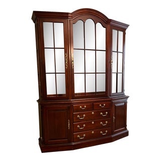 Pennsylvania House Queen Anne Solid Cherry Wood China Cabinet For Sale