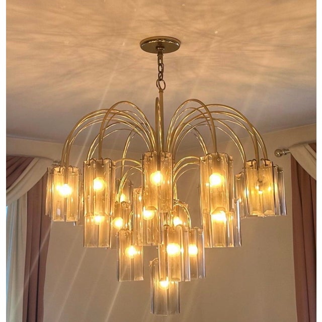 Grand-Scale 1970s Smoked Glass and Brass 22-Light Waterfall Chandelier For Sale In New York - Image 6 of 9
