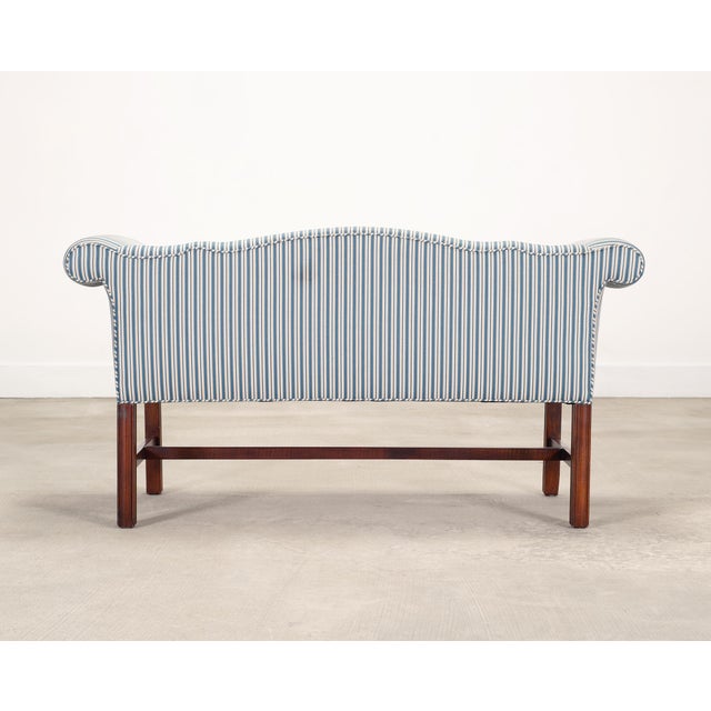 Georgian Chippendale Style Mahogany Upholstered Window Bench For Sale - Image 16 of 18