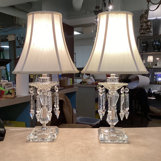 Pair of Vintage Crystal Prism Table Lamps – Fully Rewired For Sale - Image 4 of 10