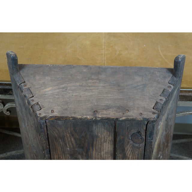 Wood Large Primitive Antique Oak Farmhouse Dough Bowl Bin Trough Trencher For Sale - Image 7 of 10