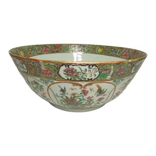 Large Chinese Famille Rose Porcelain Bowl For Sale