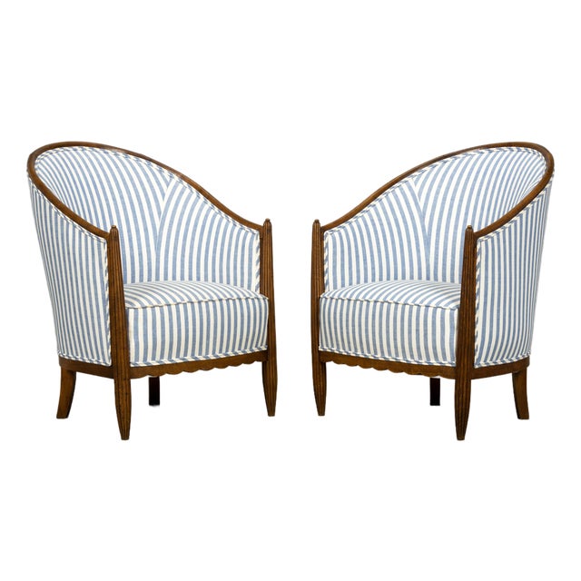 Pair of French Art Deco Maple Gondola Barrel Chairs, Provence, Circa 1925 For Sale