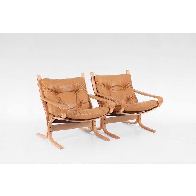 Vintage Siesta Chairs in Tan Leather and Plywood by Ingmar Relling for Westnofa, 1960s, Set of 2 For Sale - Image 5 of 5