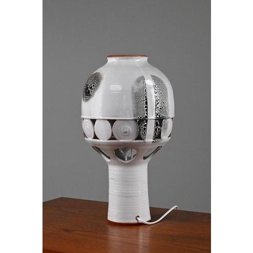 Table Lamp in Ceramic For Sale - Image 3 of 11