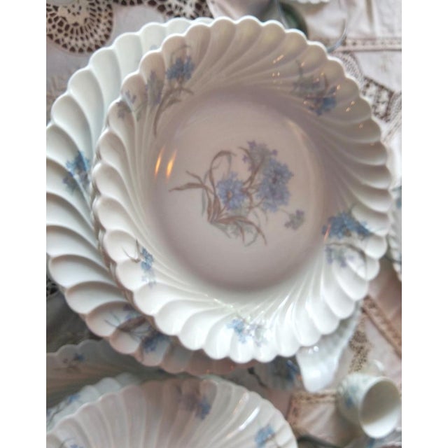 Ceramic Limoges Porcelain Dinner Service with Twisted Cornflower Decor from Haviland, 1980s, Set of 72 For Sale - Image 7 of 10