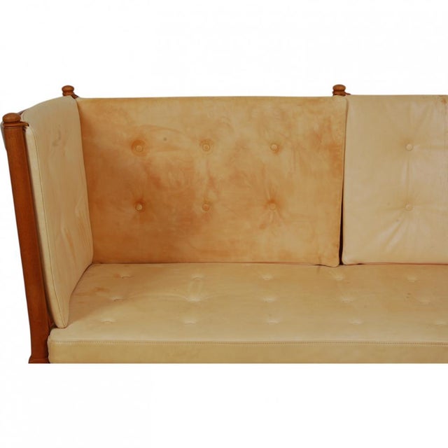 Spoke-Back Sofa in Natural Leather by Børge Mogensen, 1980s For Sale - Image 13 of 18