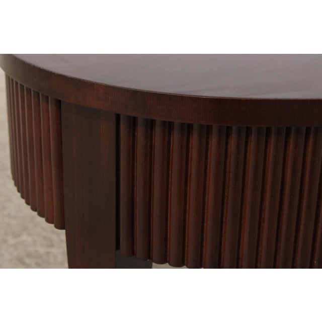 Ethan Allen Avenue Mahogany Oval Coffee Table For Sale In Philadelphia - Image 6 of 15