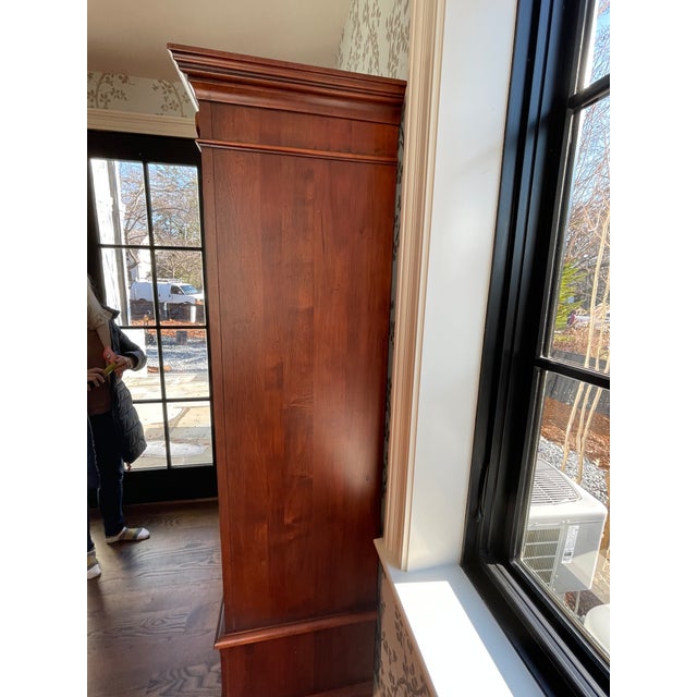 Ethan Allen Lighted Display Chairish