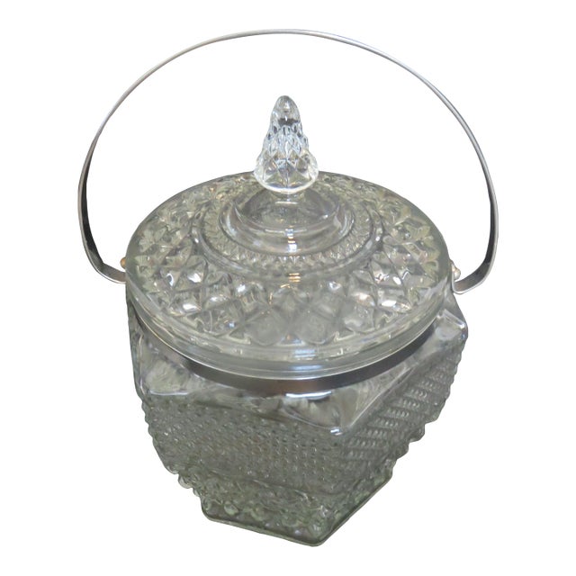 1980s Mid-Century Modern Anchor Hocking Wexford Pattern Glass Ice Bucket or Cookie Jar W/Lid Vintage For Sale