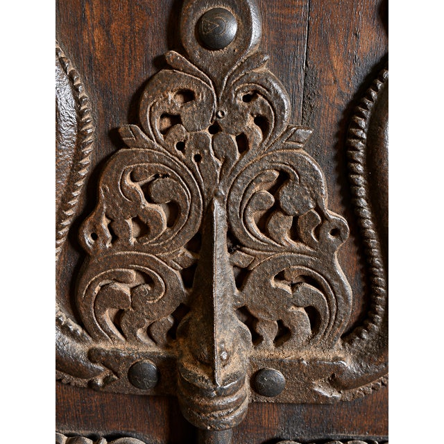 Early 18th Century 17th Century Spanish Baroque Wrought Iron Architectural Lock on Timber Panel For Sale - Image 5 of 18