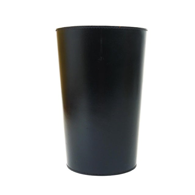 Mid-Century Black Leather & Brass Wastepaper Basket attributed to Carl Auböck, Austria, 1950s For Sale - Image 14 of 15