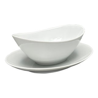 Vintage White MCM Mikasa "Sophisticate" L1990 Gravy Boat With Attached Underplate For Sale