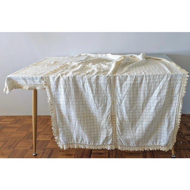 CORRECTION TO SHIPPING TIME, THIS IS SELLER SHIPPING, ARRIVAL TIME IS 4-10 DAYS FROM PURCHASE DATE. Square pin stripe...