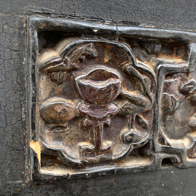 Late 19th Century Antique Turn of the Century Chinoiserie Side Table With Hand-Carved and Painted Scenes For Sale - Image 5 of 10
