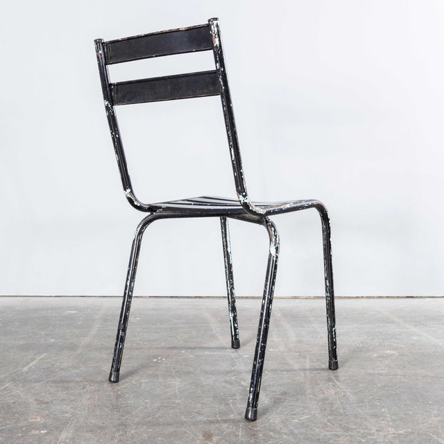 1950s French Artprog Sky Black Metal Stacking Outdoor Chair from Tolix, 1950s For Sale - Image 5 of 13
