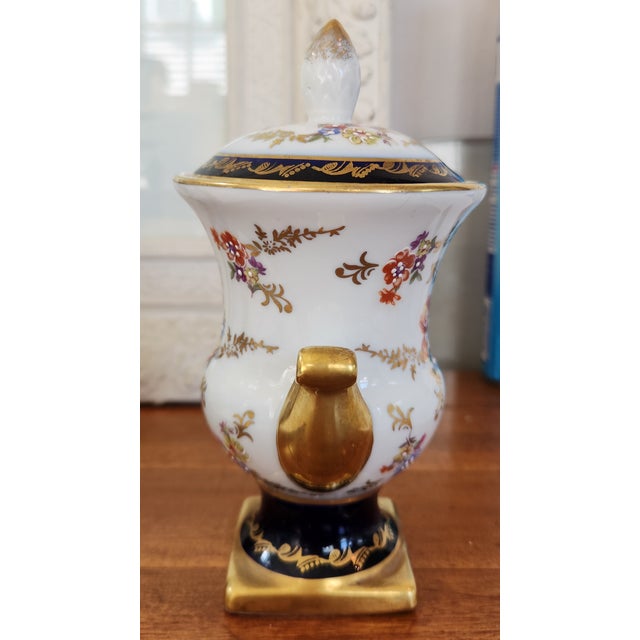 Vintage Continental Cobalt & Gilt Porcelain Covered Urns, Sèvres Style — A Pair For Sale - Image 14 of 18