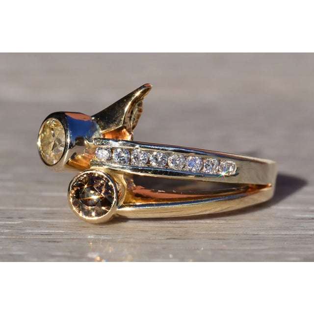 Mid 20th Century The Cowan: Ladies 14K Toi et Moi Diamond Bypass Ring For Sale - Image 5 of 11