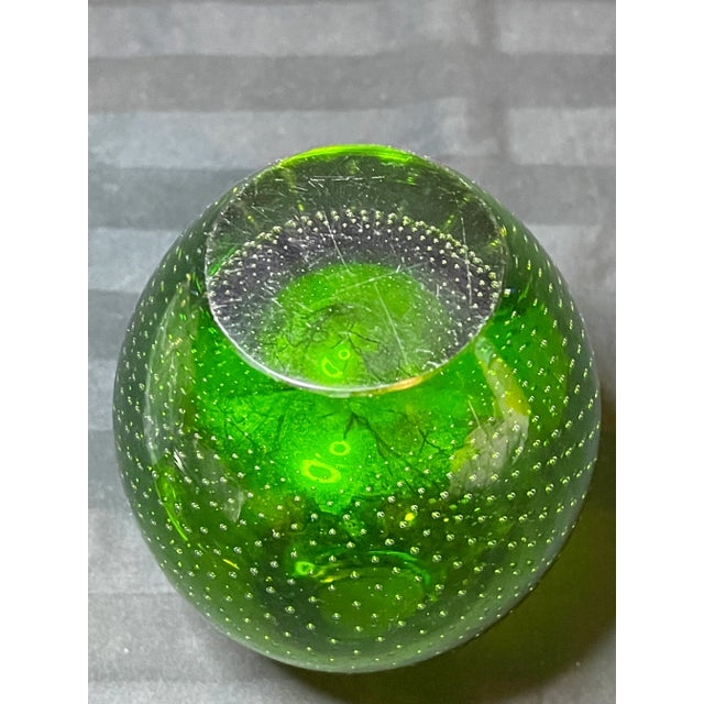 1950s 1950s Finnish Bullicante Summerso Hand-Blown Controlled Bubble Glass Bud Vase For Sale - Image 5 of 6