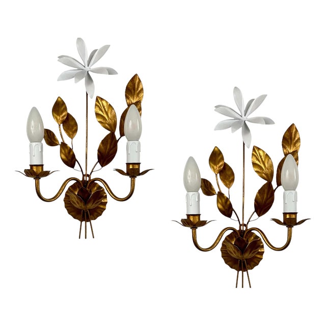Gilt Floral Wall Lights attributed to Maison Bagues, France 1950s, Set of 2 For Sale
