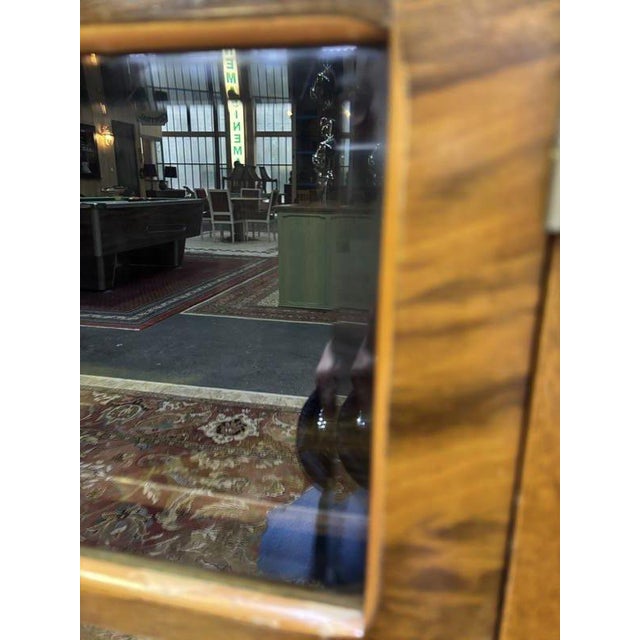 Small Art Deco Display Cabinet in Walnut and Veneer For Sale - Image 3 of 10