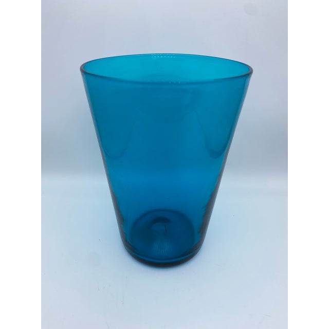 Mid-Century Modern Hand-Blown Turquoise Vase For Sale In San Diego - Image 6 of 6