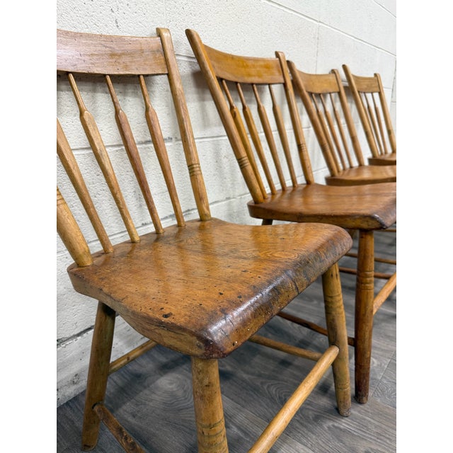 Late 19th Century Antique Windsor Farmhouse Arrowback Plank Seat Dining Chairs For Sale - Image 5 of 11
