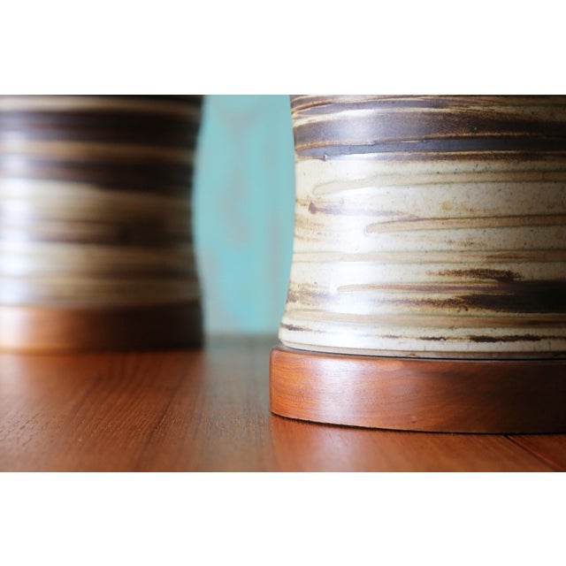 1960s 1960s Pair of Jane and Gordon Martz Table Lamps M221 Marshall Studios Green Brown Bamboo For Sale - Image 5 of 13