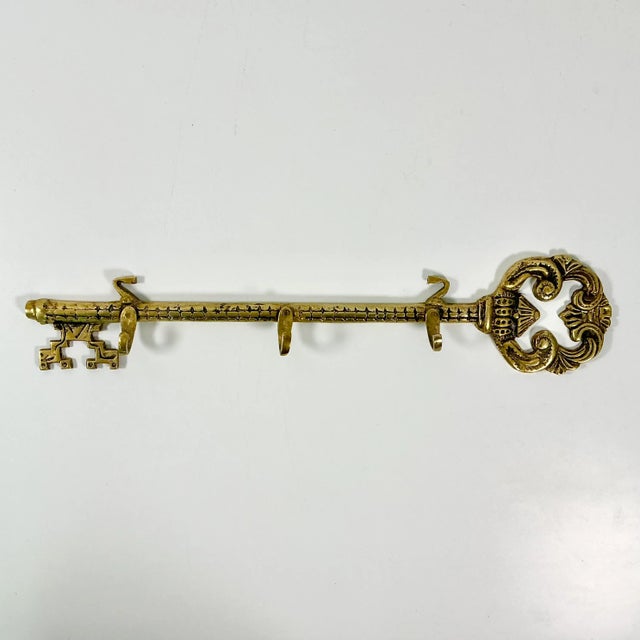 Mid-Century Modern Mid-Century English Victorian Brass Antique Key Motif Wall Hook For Sale - Image 3 of 12