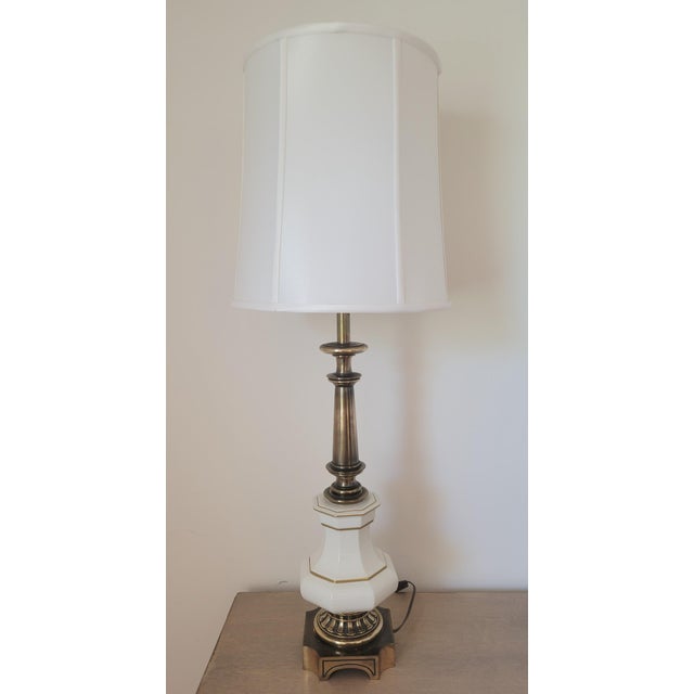 Hollywood Regency 1960s Hollywood Regency Brass and Porcelain Stiffel Style Table Lamps With Shades For Sale - Image 3 of 7