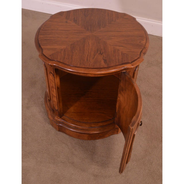 Thomasville Vintage Round Burl Wood Paneled Side Table Chairish