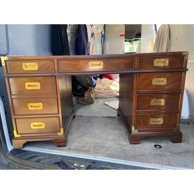 Vintage Sligh Furniture Leather Top Mid Century Modern Campaign Executive Desk For Sale In Sacramento - Image 6 of 17