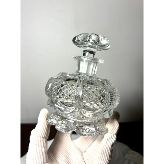 Fiamonds and Leaves Perfume Bottle from Baccarat, Early 19th Century For Sale - Image 6 of 16