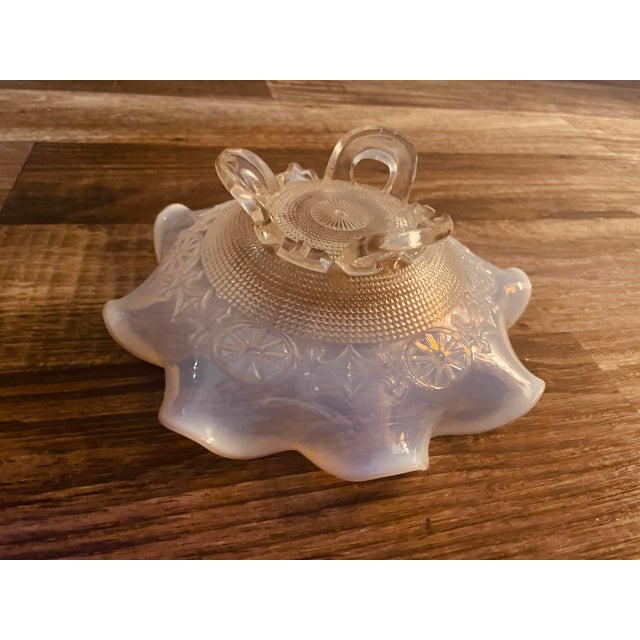 American Early 1900’s Vintage Ombre White Milk Glass Opalescent 9” Tri-Footed Serving Bowl/ Compote Dish/ Catch-All Bowl/ Fruit Bowl by Northwood Glass Co. For Sale - Image 3 of 4