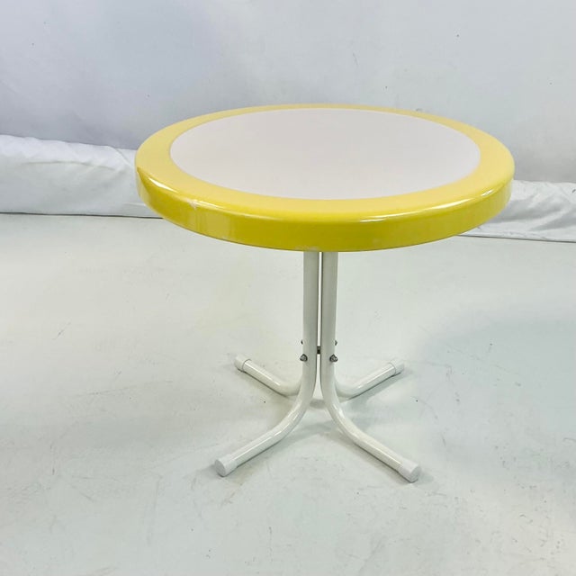 1970s Vintage Boho Chic Americana Metal Outdoor Side Table. For Sale - Image 6 of 12