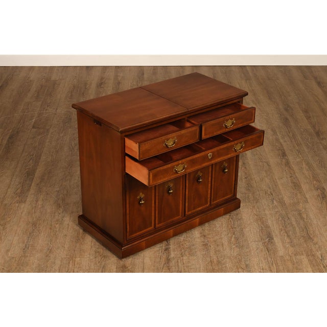 Henredon Henredon 18th Century Portfolio Georgian Style Walnut Server For Sale - Image 4 of 18